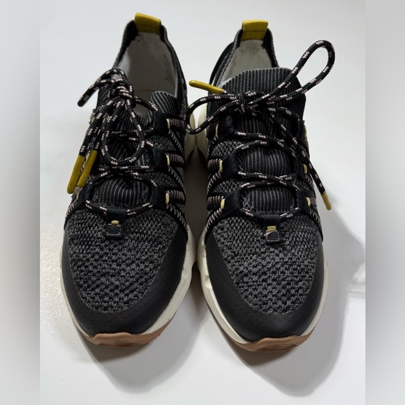 Madewell Black and Gray Knit UNISEX Sneakers 👟 - Picture 12 of 14